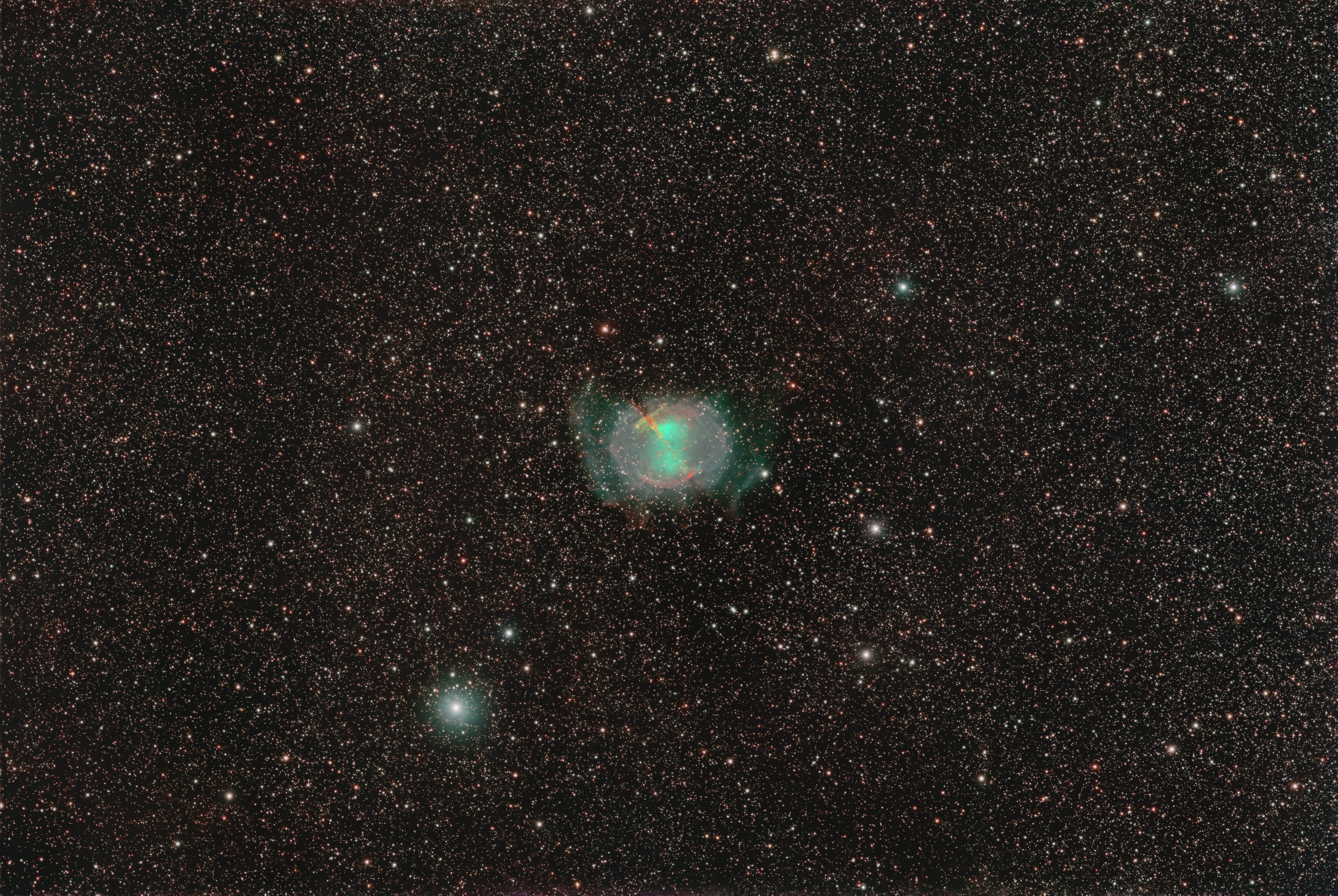 M27 (Dumbbell Nebula)